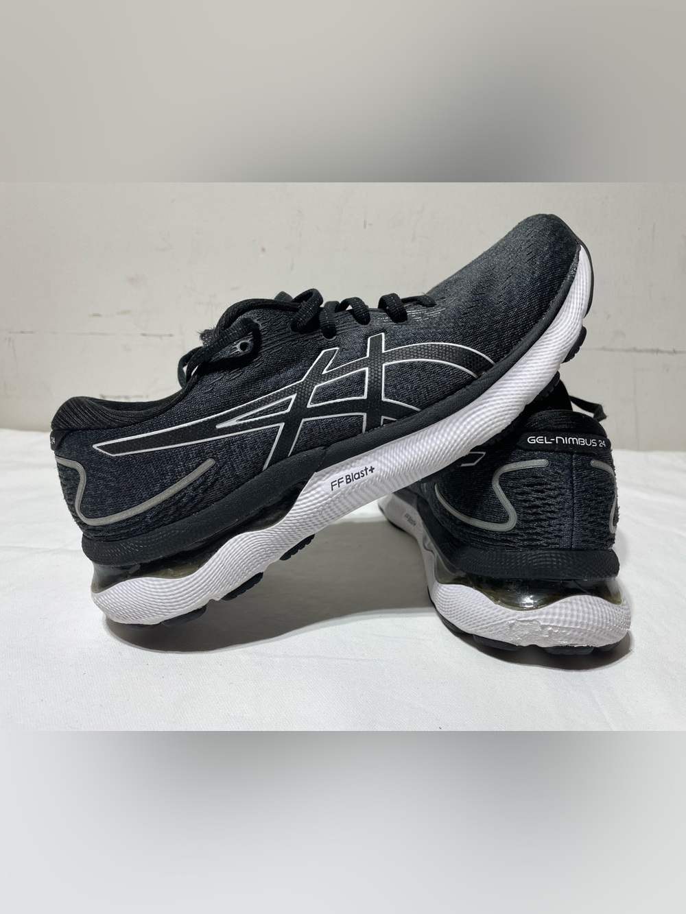 ASICS Gel Nimbus 24 Mens 8.5 1011B359 Black No Insoles Gym Running